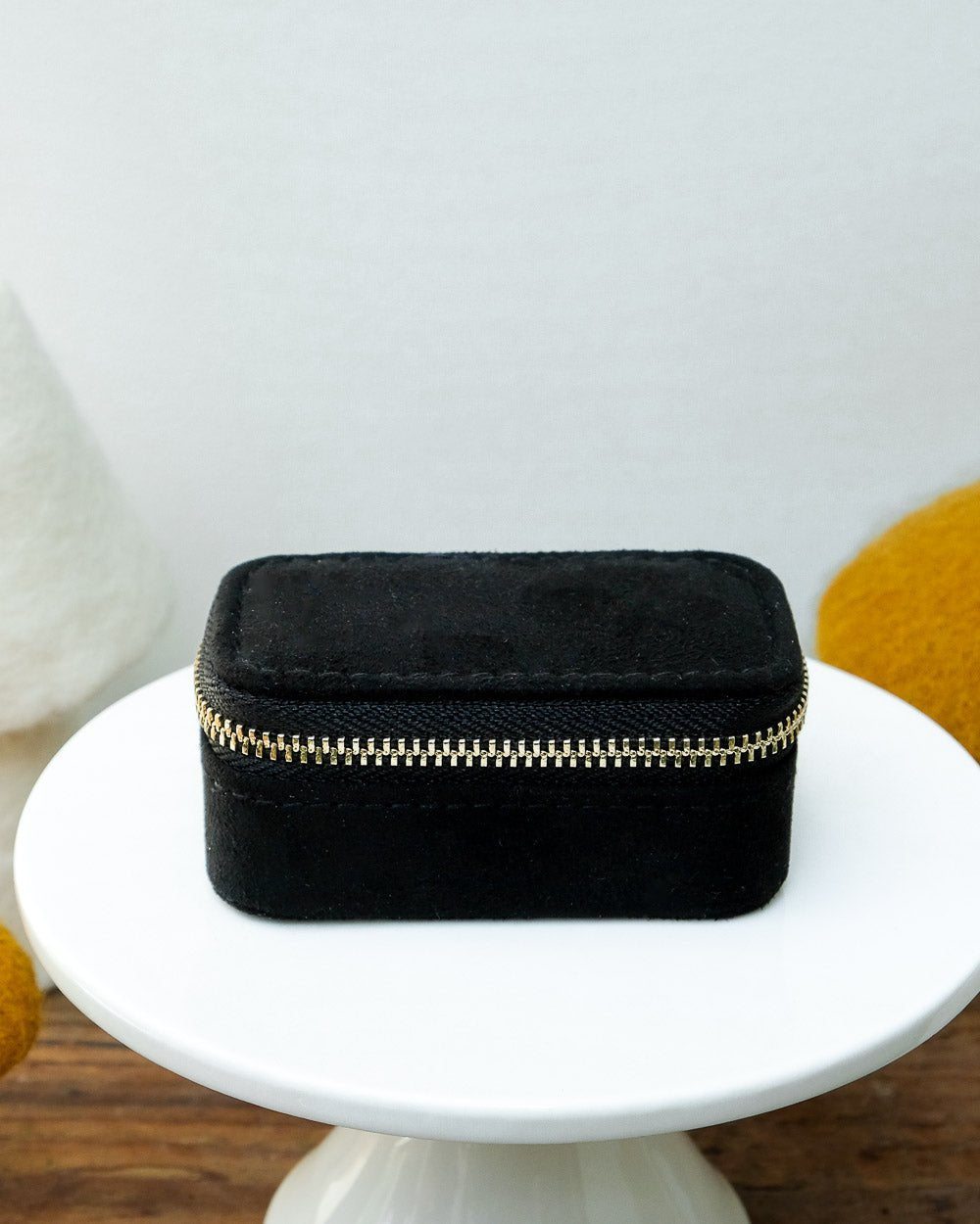Marie velvet mini travel jewelry box - outlet
