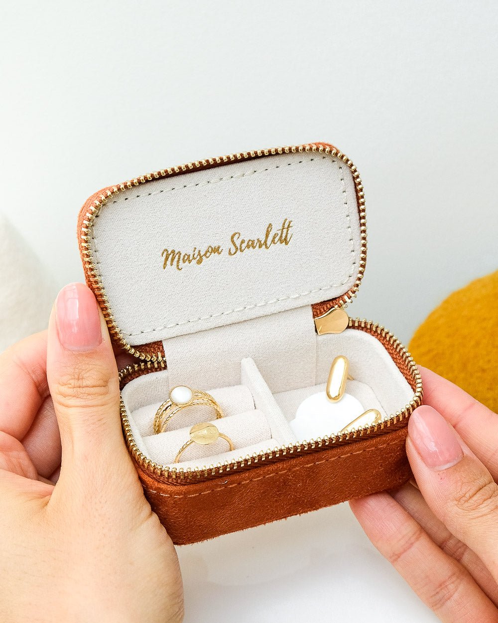 Marie velvet mini travel jewelry box - outlet