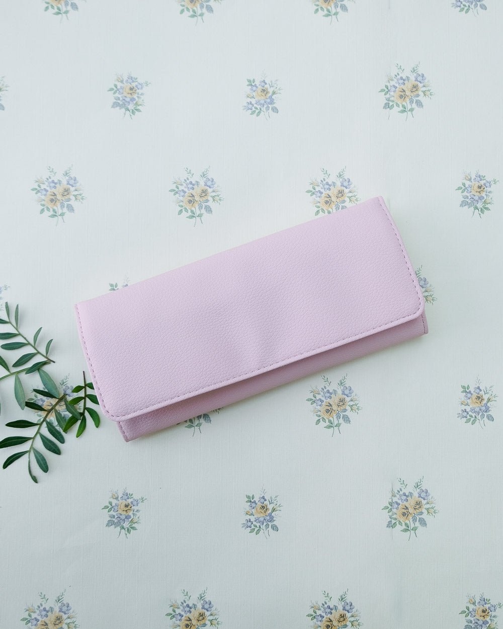 Catherine PU jewelry pouch - outlet