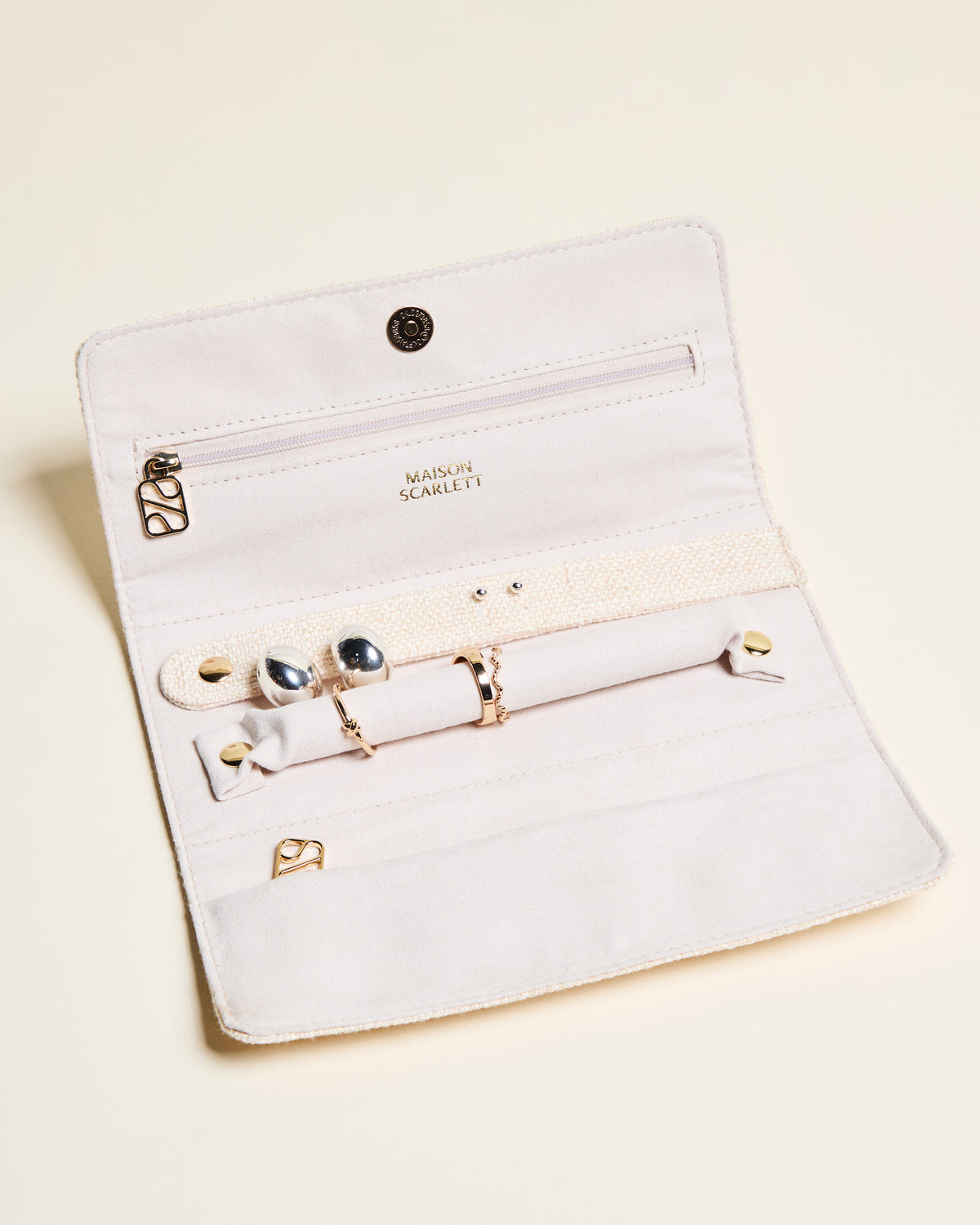 Catherine Linen Jewelry Pouch