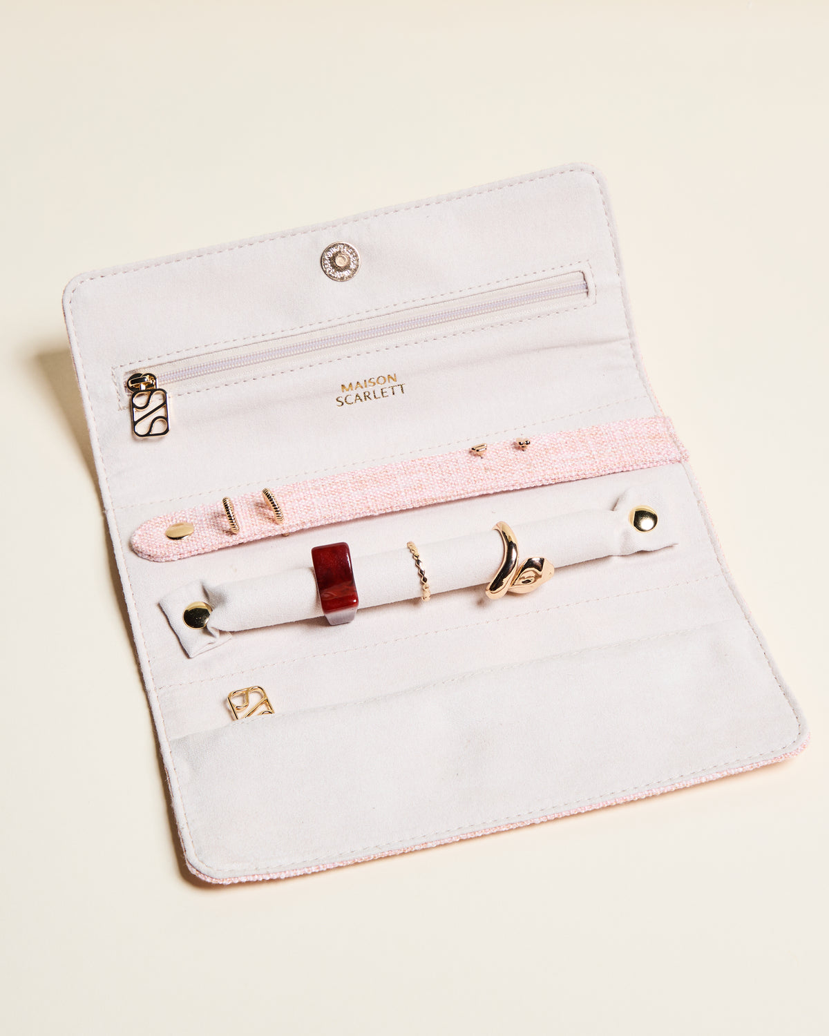 Catherine Linen Jewelry Pouch