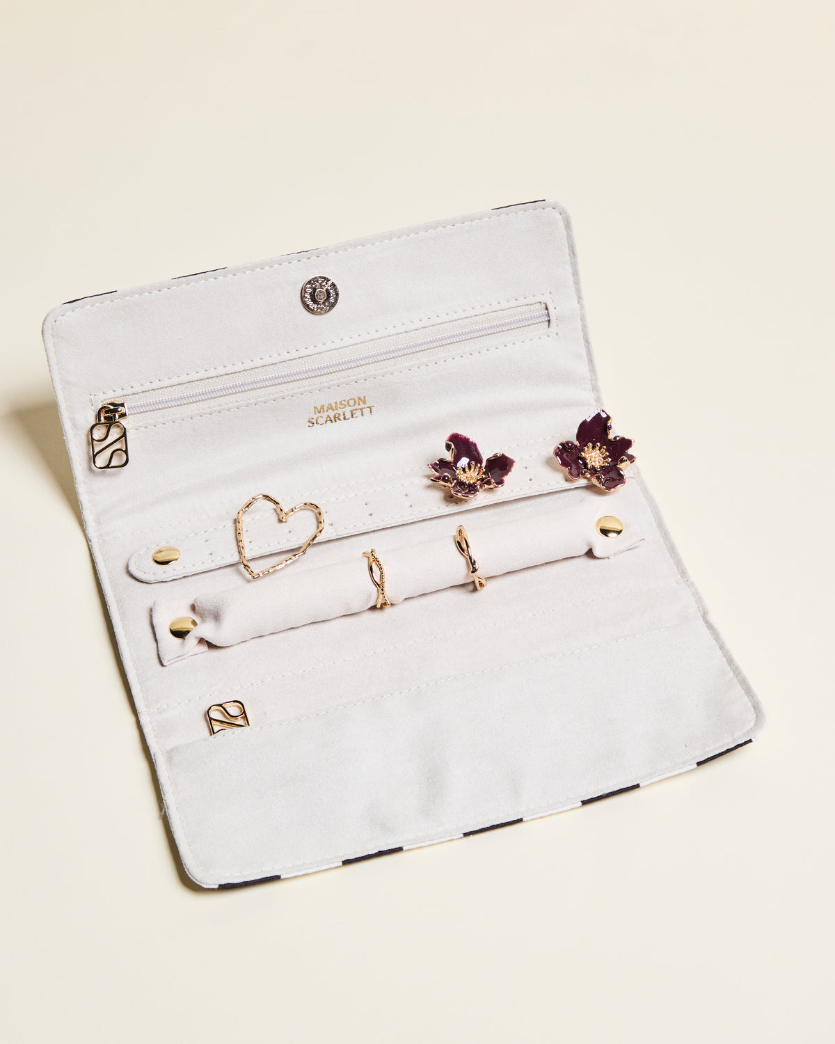 Catherine Stripes Jewelry Pouch