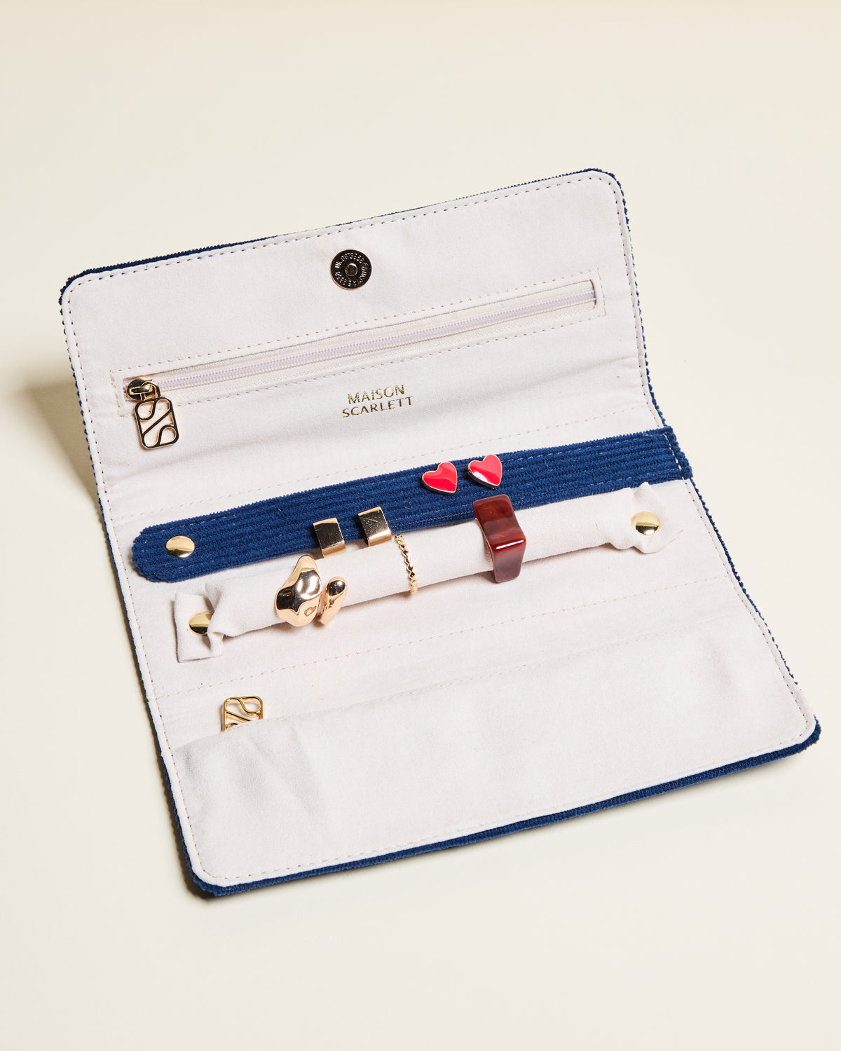 Catherine Corduroy Jewelry Pouch