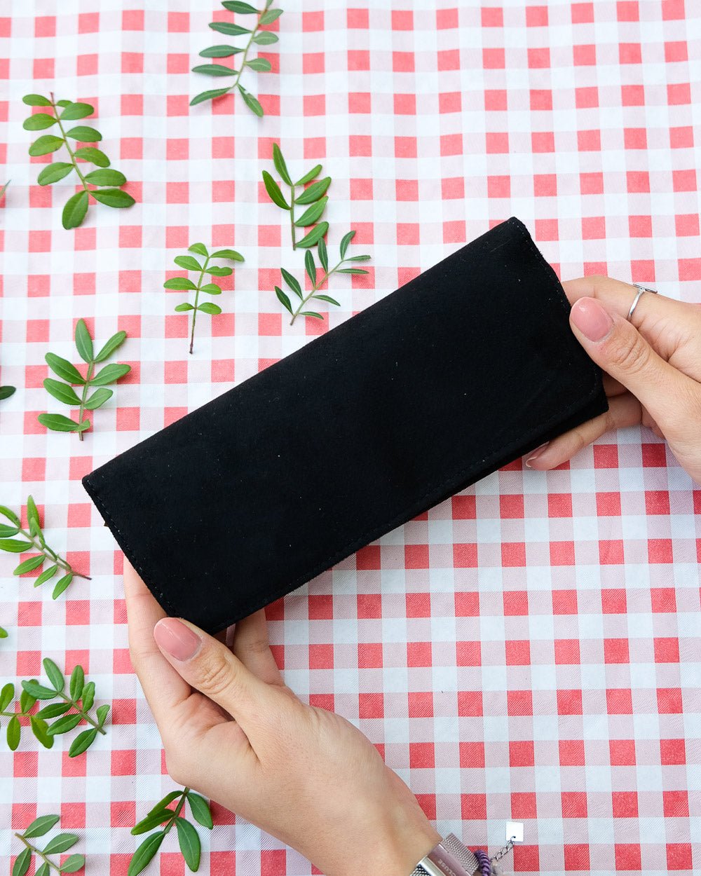 Catherine Velvet Jewelry Pouch - Outlet