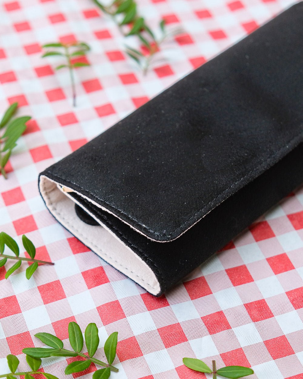Catherine Velvet Jewelry Pouch - Outlet