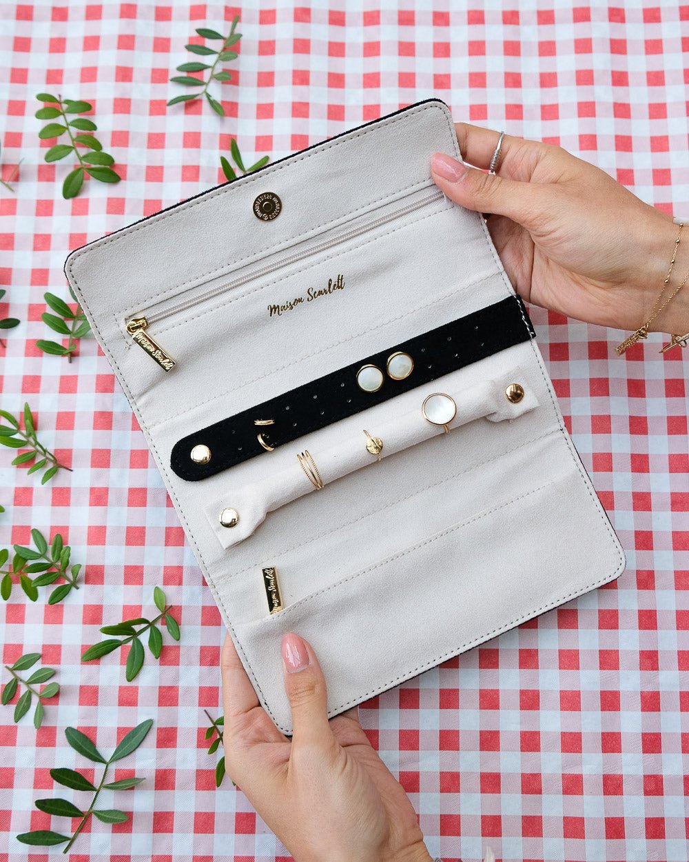 Catherine Velvet Jewelry Pouch - Outlet