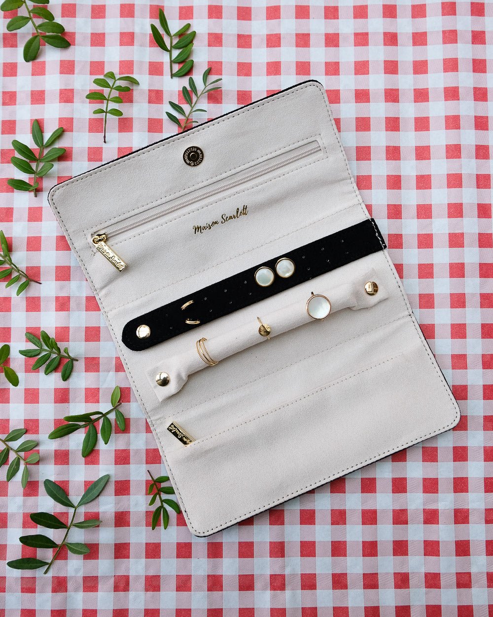 Catherine Velvet Jewelry Pouch - Outlet
