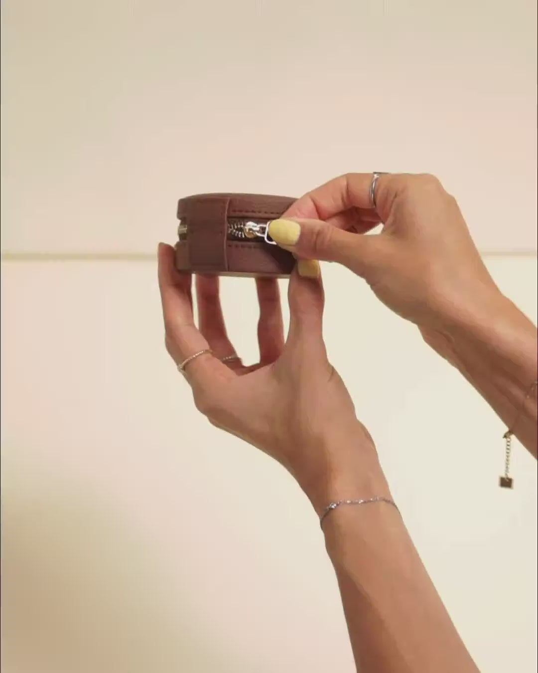 Yvonne PU travel jewelry box