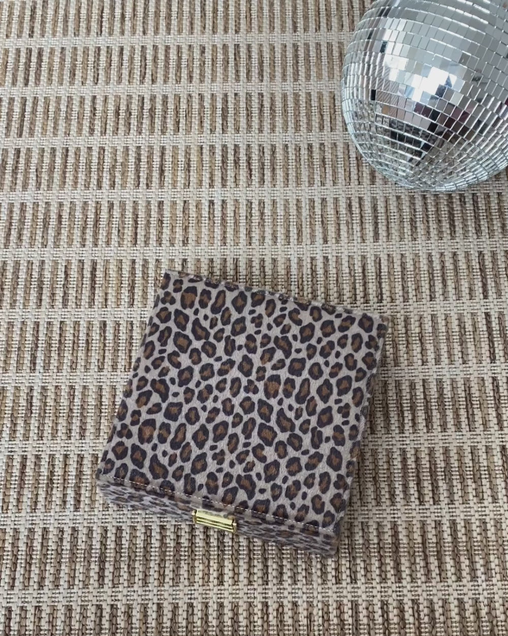 Anne Velvet Jewelry Box - Outlet
