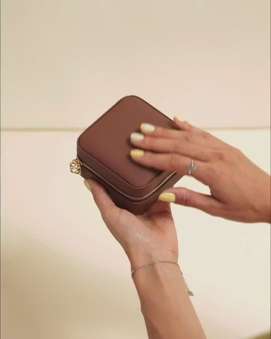 Corinne PU travel jewelry box