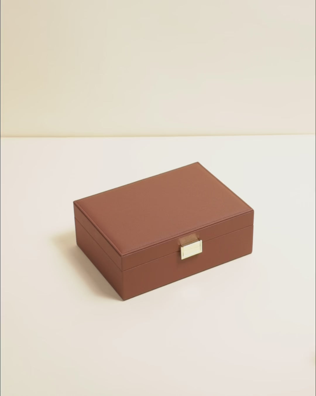 Louise Linen Jewelry Box