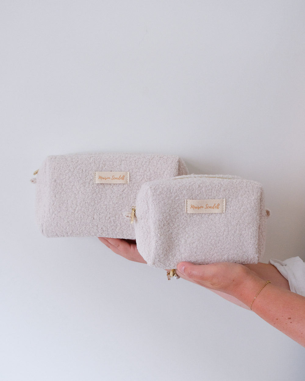 Charlotte faux-shearling toiletry bag - outlet